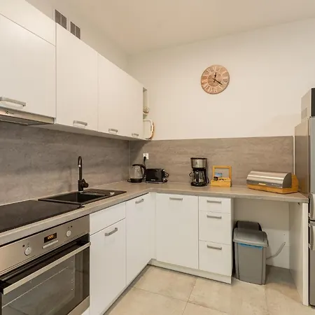 Apartman Apartament Miodowy Wonder